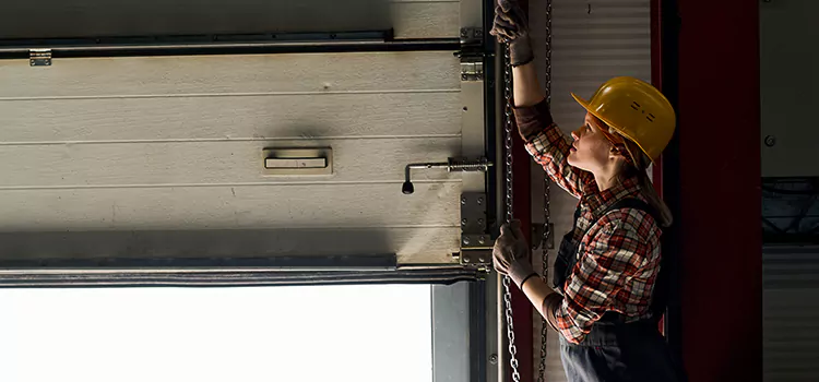 Addressing Common Garage Door Stoppage Issues in Sherwood, AR